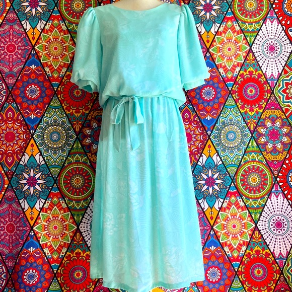 Vintage Dresses & Skirts - Vintage 1980s Baby Blue Puff Sleeve Blouson Dress Sz 12